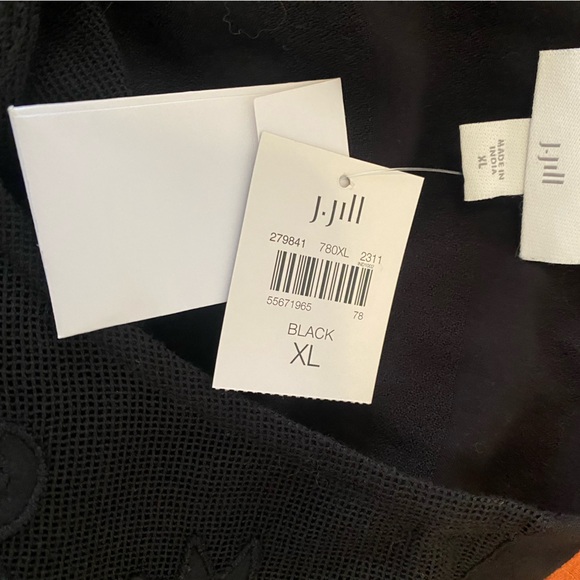 J.jill black textured appliqué Aline shape top size XL - Picture 10 of 13